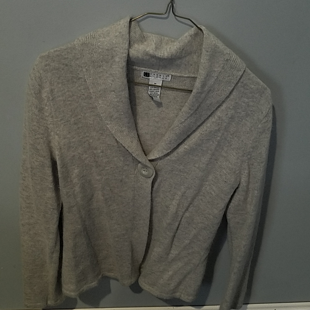 Light grey sweater